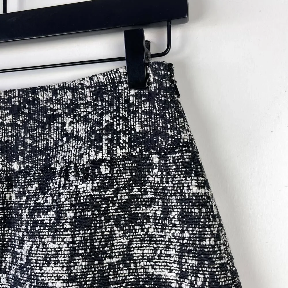 New Banana Republic Mini High Woven Knit Skirt Black White - 2